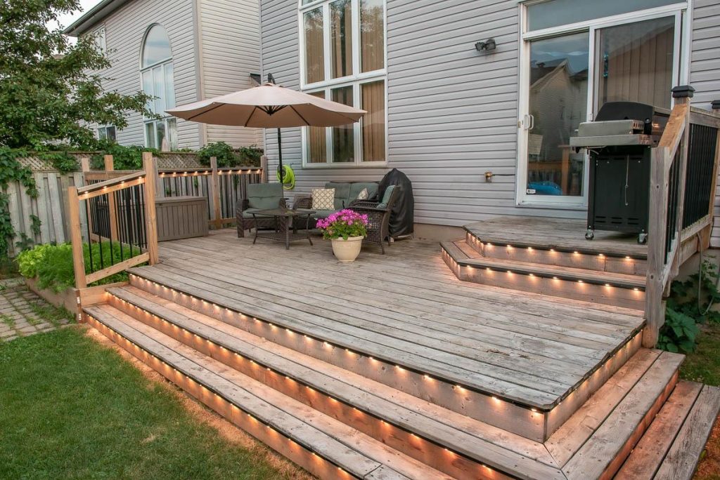 Power East Electric: celebright deck railing