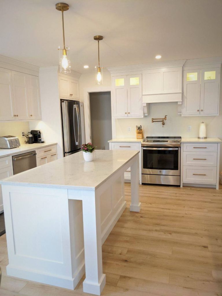 Power East Electric: kitchen pendants